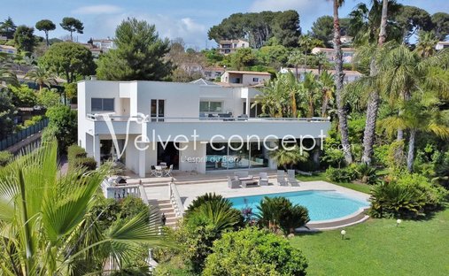 Villa à Saint Maymes-Lauvert, Antibes, France 1