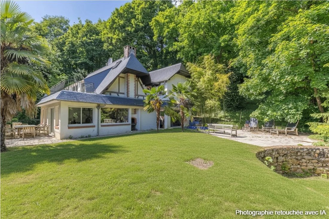 Estate in Vauhallan, Ile-de-France, France 1 - 15431294