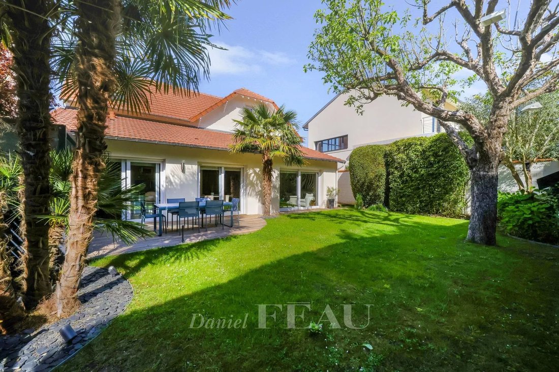 House in Le Chesnay, Le Chesnay-Rocquencourt, France 2 - 17797042