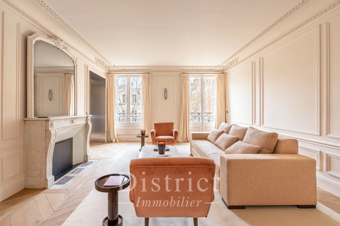 Apartment in Chaillot, Paris 16e Arrondissement, Paris 1 - 17797637
