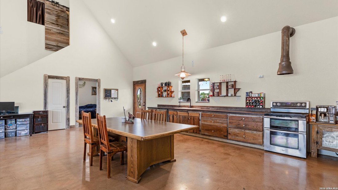 House in Seguin, Texas, United States 5 - 17800567