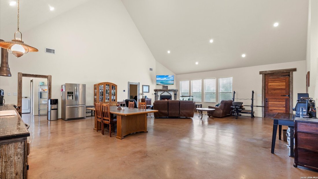 House in Seguin, Texas, United States 4 - 17800567