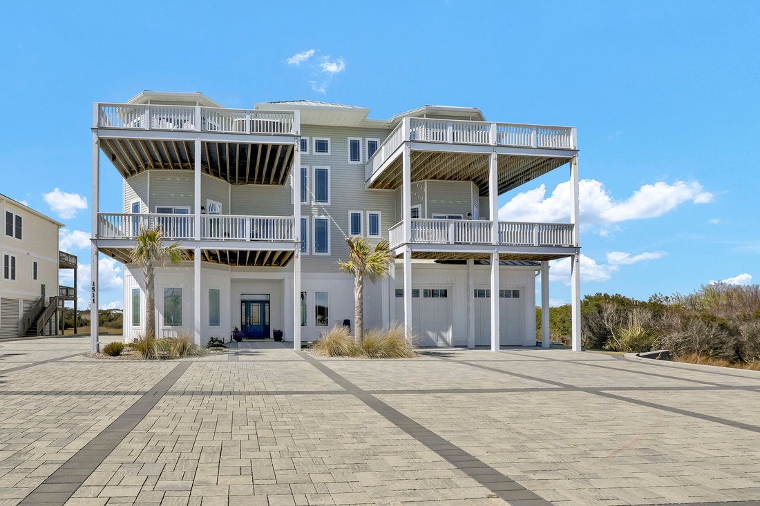 House in North Topsail Beach, North Carolina, United States 3 - 17797974