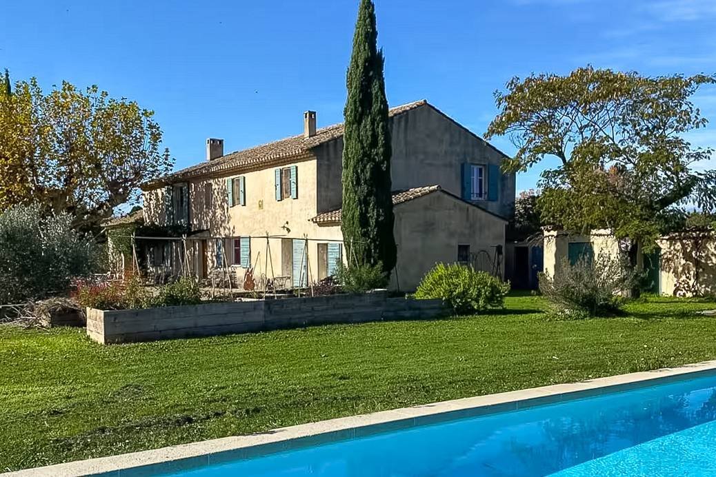 Maison à Robion, Provence-Alpes-Côte d'Azur, France 1 - 17796243