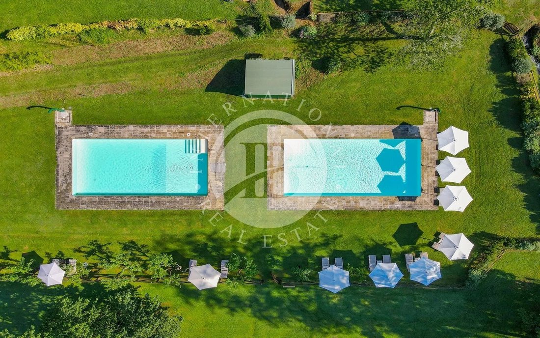 Villa in Camaiore, Tuscany, Italy 5 - 17796320