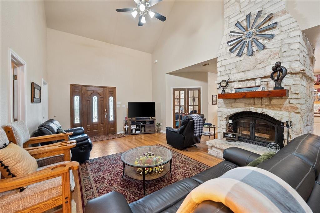 House in Corsicana, Texas, United States 5 - 17799770