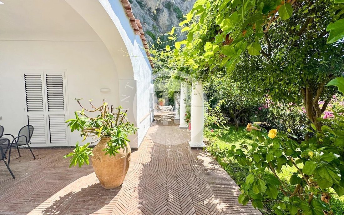 Villa in Capri, Campania, Italy 4 - 17796293