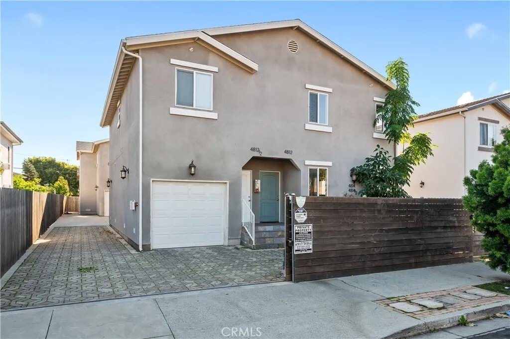 Los Angeles, California, United States 3 - 17740595