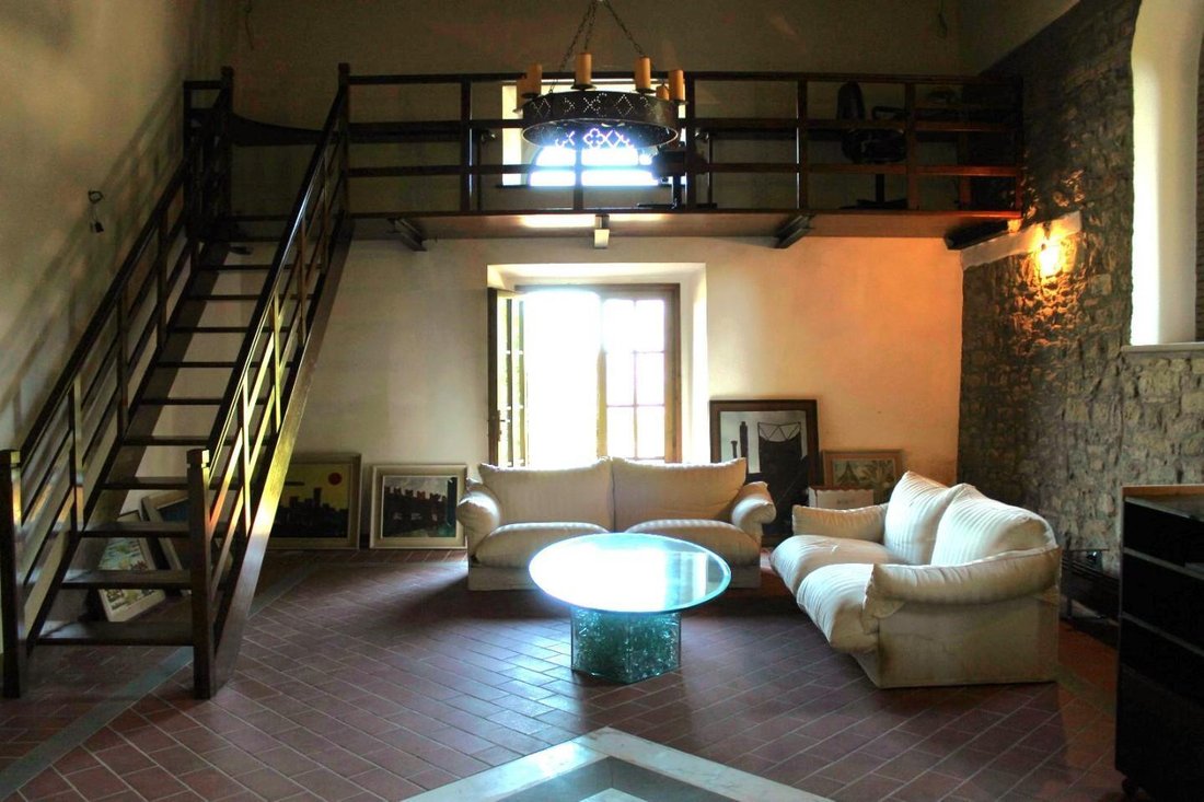 Villa in Vicchio, Tuscany, Italy 3 - 17799207