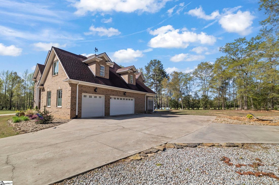 House in Fountain Inn, South Carolina, United States 4 - 17794575