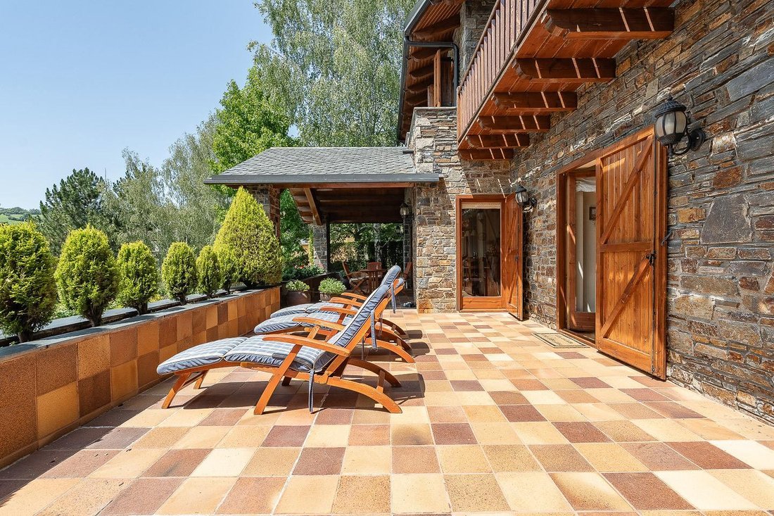 Villa in Prullans, Catalonia, Spain 1 - 16987651