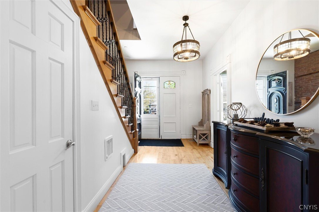 House in Hamilton, New York, United States 5 - 17798278