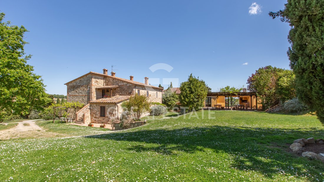 Estate in Sarteano, Tuscany, Italy 1 - 16703538