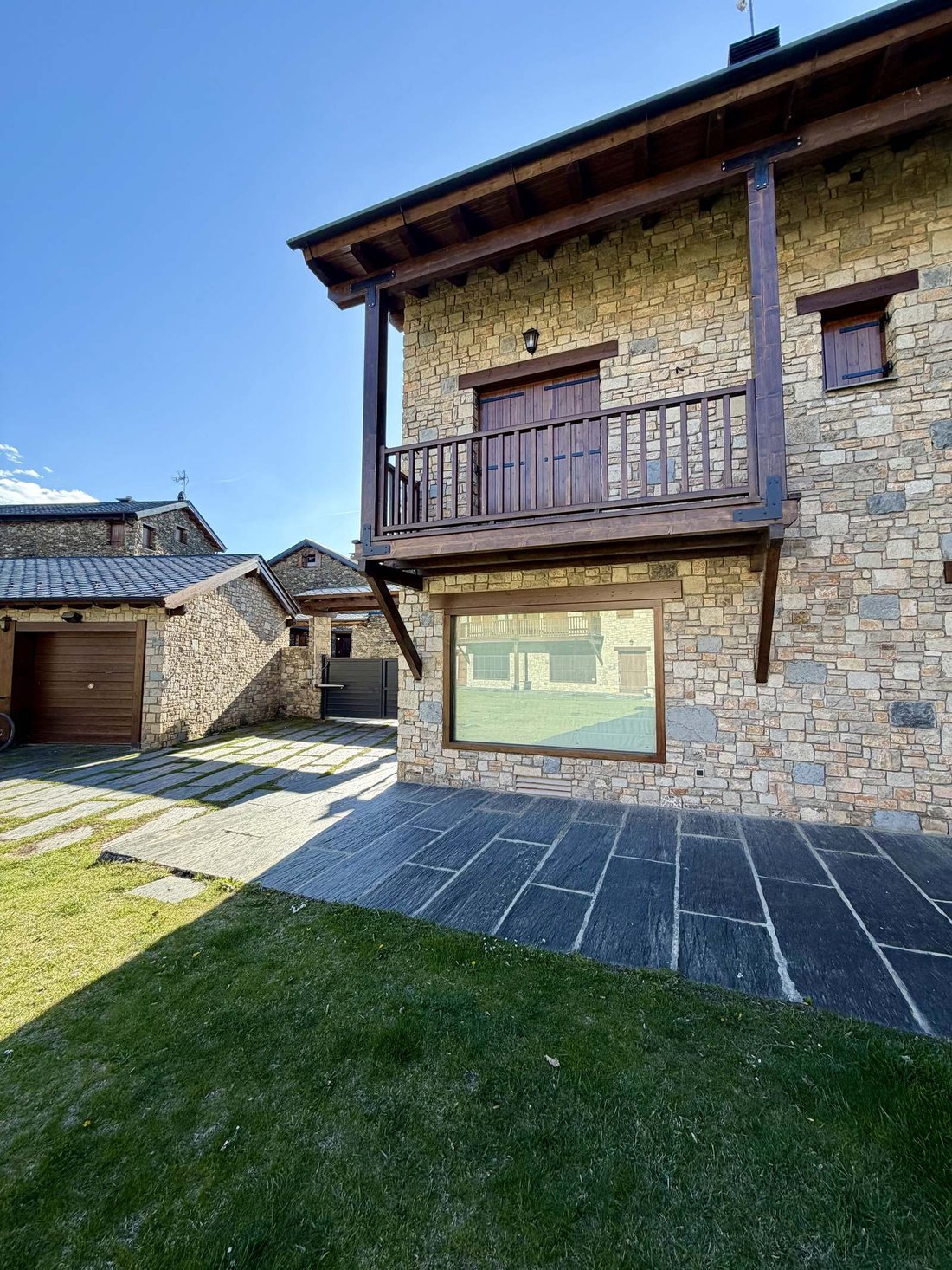 Villa in Fontanals de Cerdanya, Catalonia, Spain 2 - 17619036