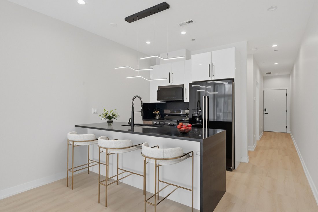 Condo in Chicago, Illinois, United States 3 - 17799832