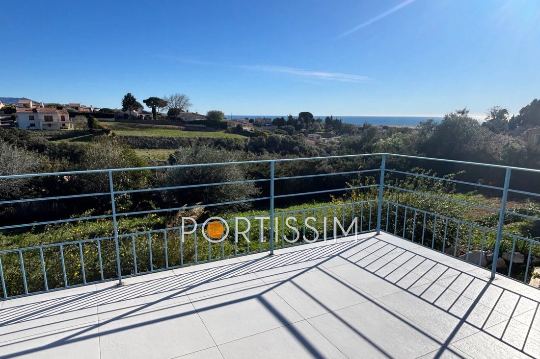 Apartment in Saint-Laurent-du-Var, Provence-Alpes-Côte d'Azur, France 1 - 17796989