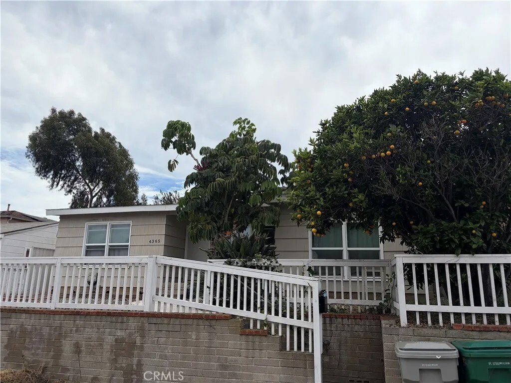 San Diego, California, United States 1 - 16526079