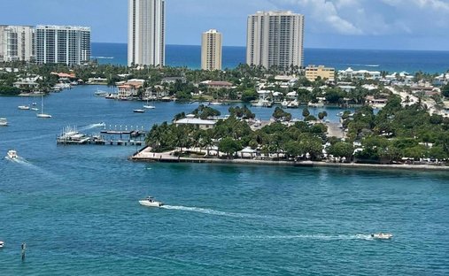 Condo in Riviera Beach, Florida, United States 1
