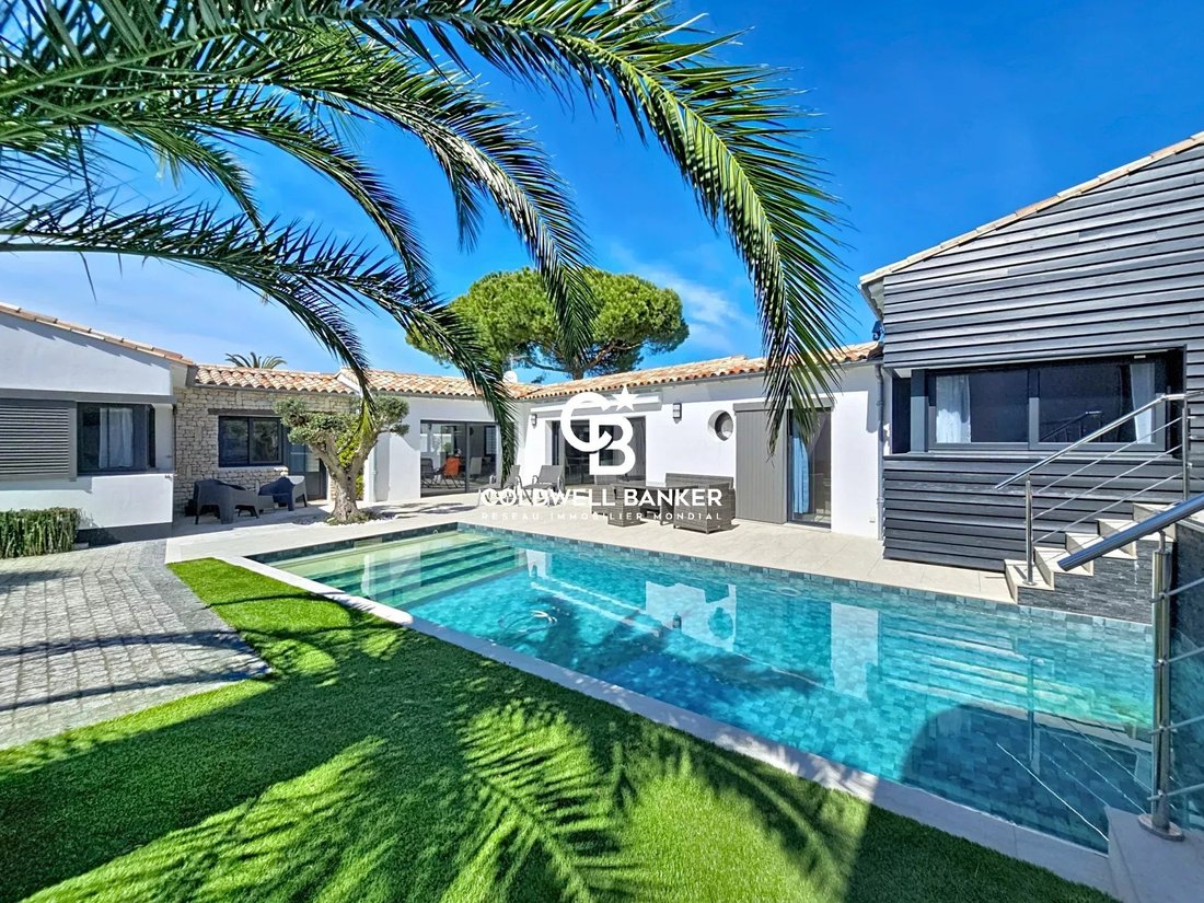 House in Rivedoux-Plage, Nouvelle-Aquitaine, France 1 - 17797608
