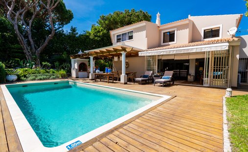 Villa in Vale do Lobo, Almancil, Portugal 1