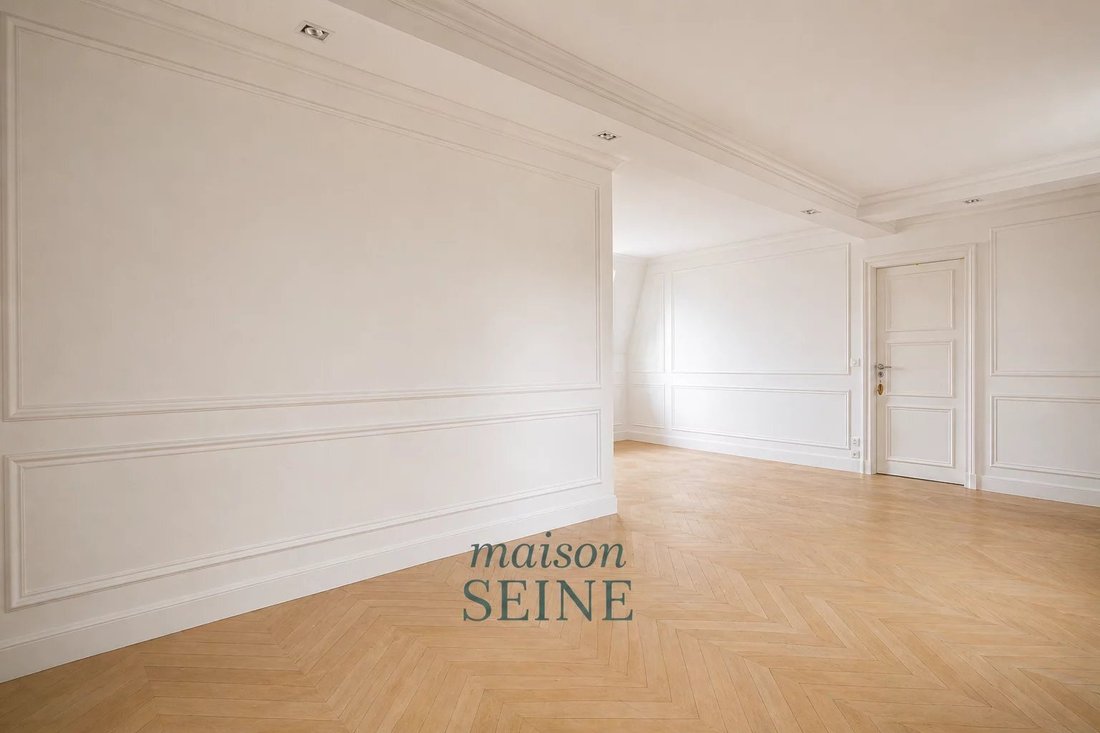 Apartment in Villiers-L. Michel, Levallois-Perret, France 2 - 17800446