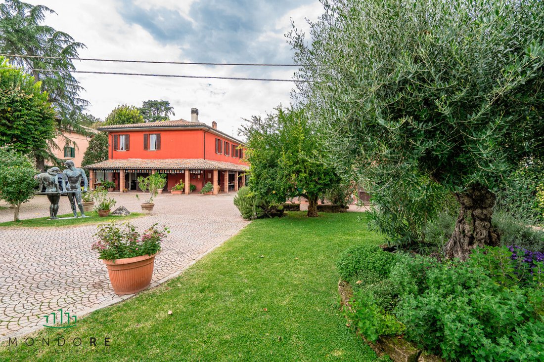 Villa in Castel San Pietro Terme, Emilia-Romagna, Italy 1 - 17800795