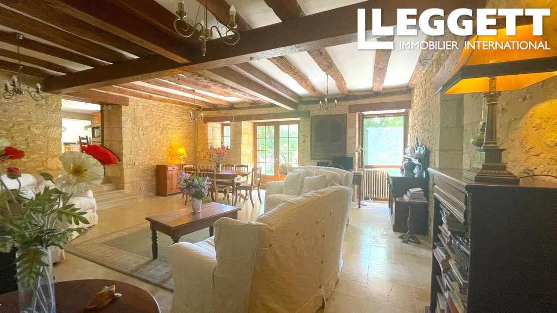 House in Les Eyzies-de-Tayac-Sireuil, Les Eyzies, France 5 - 17800402