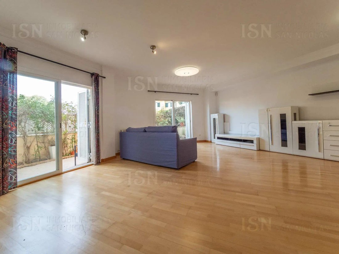 Townhouse in Genoa, Palma, Balearic Islands 1 - 17795243