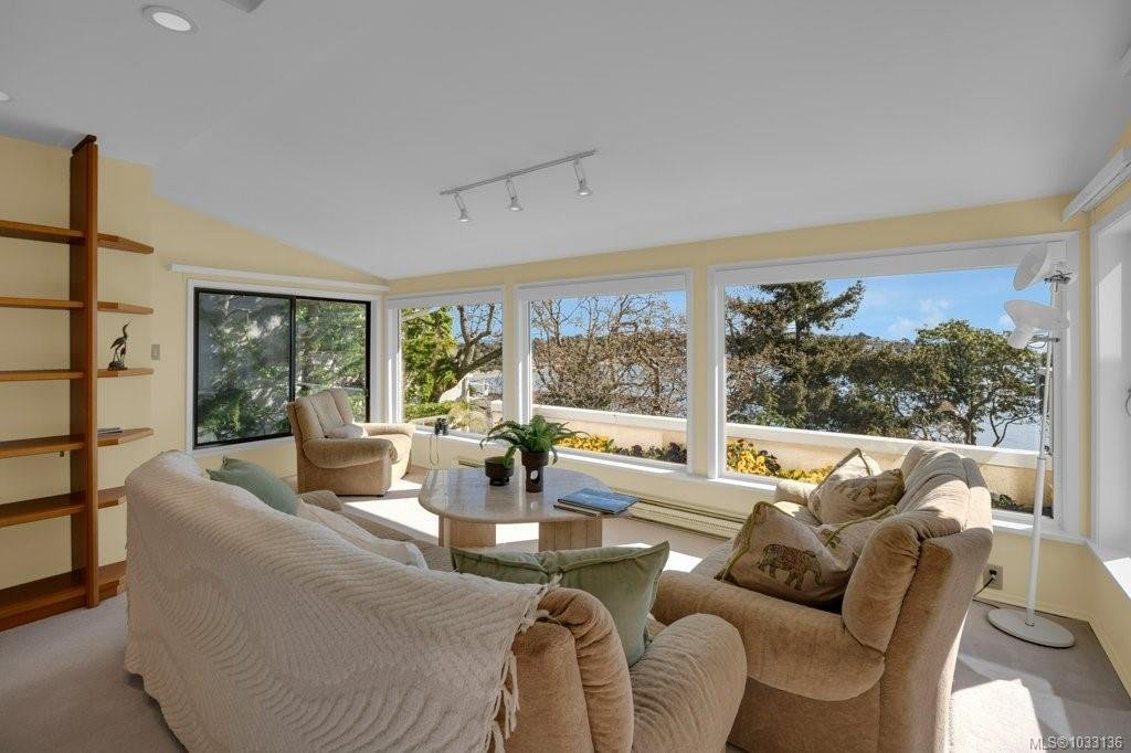 House in Oak Bay, British Columbia, Canada 4 - 17800069