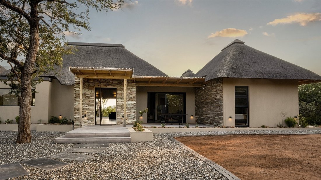 House in Hoedspruit, Limpopo, South Africa 3 - 17797844