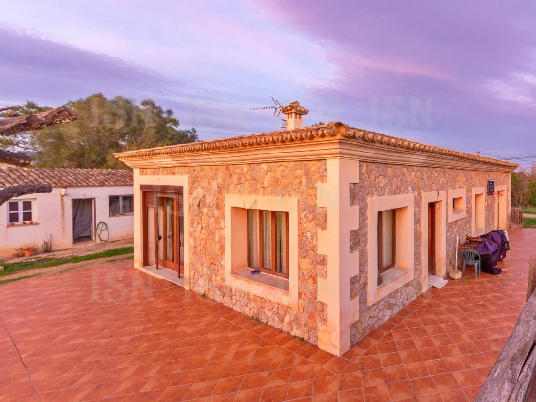 Chalet in Santa Eugenia, Balearic Islands, Spain 2 - 17795322