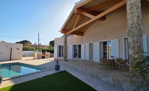 House in les Tres Cales, l'Ametlla de Mar, Spain 1