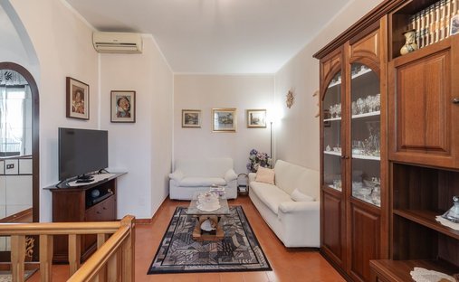 Villa in San Fruttuoso, Monza, Lombardy 1