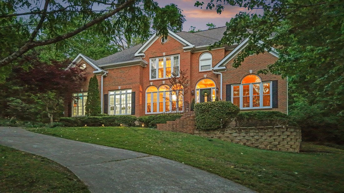 House in Signal Mountain, Tennessee, United States 4 - 17798223