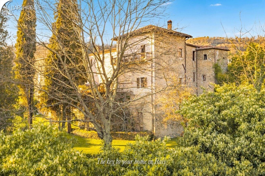 House in Licciana Nardi, Tuscany, Italy 1 - 17799286