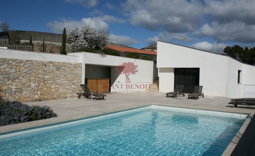 Villa in Est, Clermont-l'Hérault, France 1