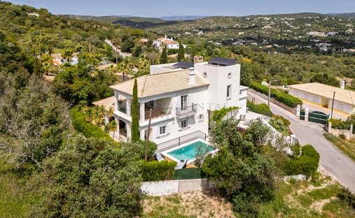 Villa in São Brás de Alportel, Algarve, Portugal 1