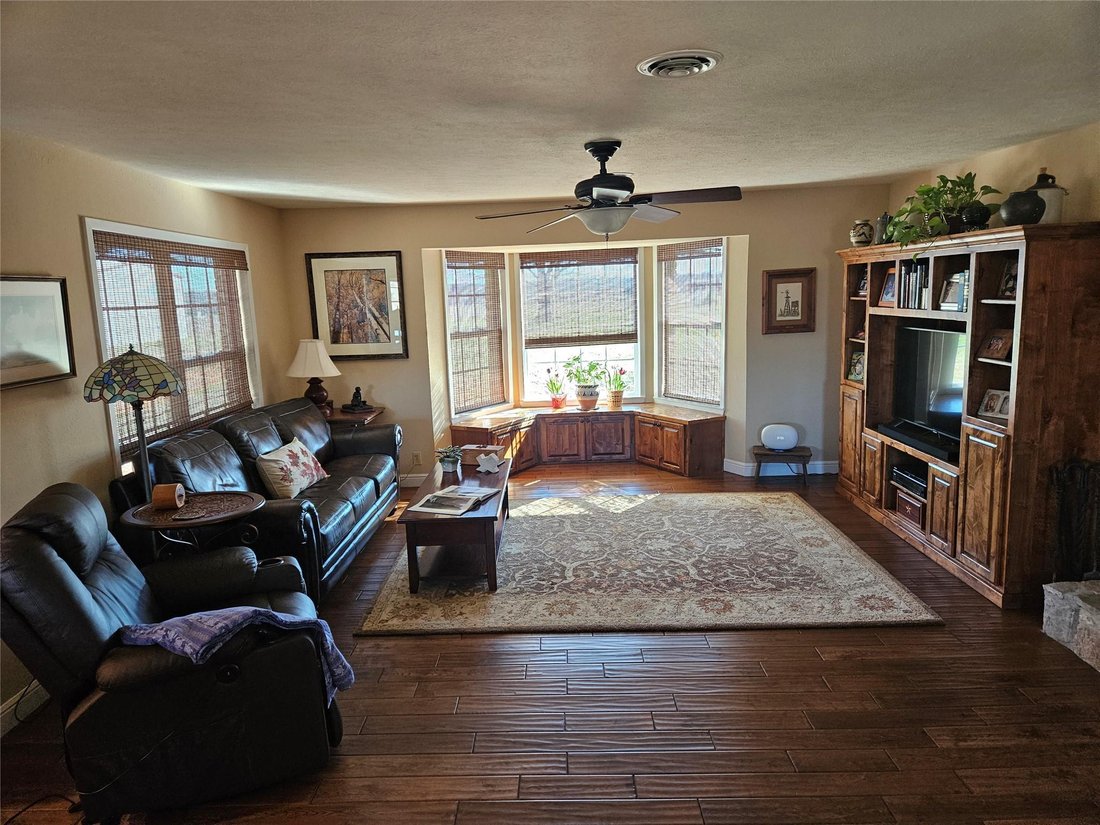 House in Cameron, Texas, United States 4 - 17795527