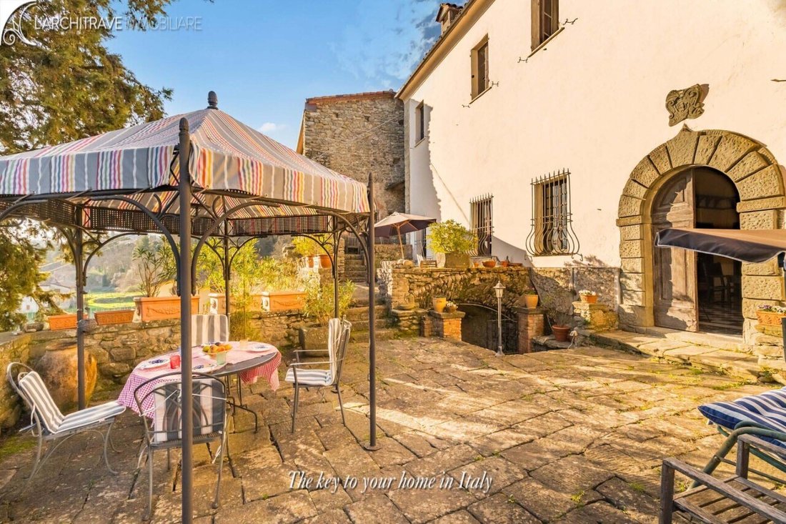 House in Licciana Nardi, Tuscany, Italy 4 - 17799286