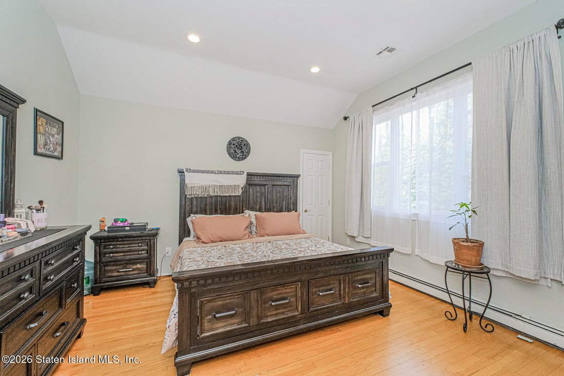 House in New York, New York, United States 5 - 17800571