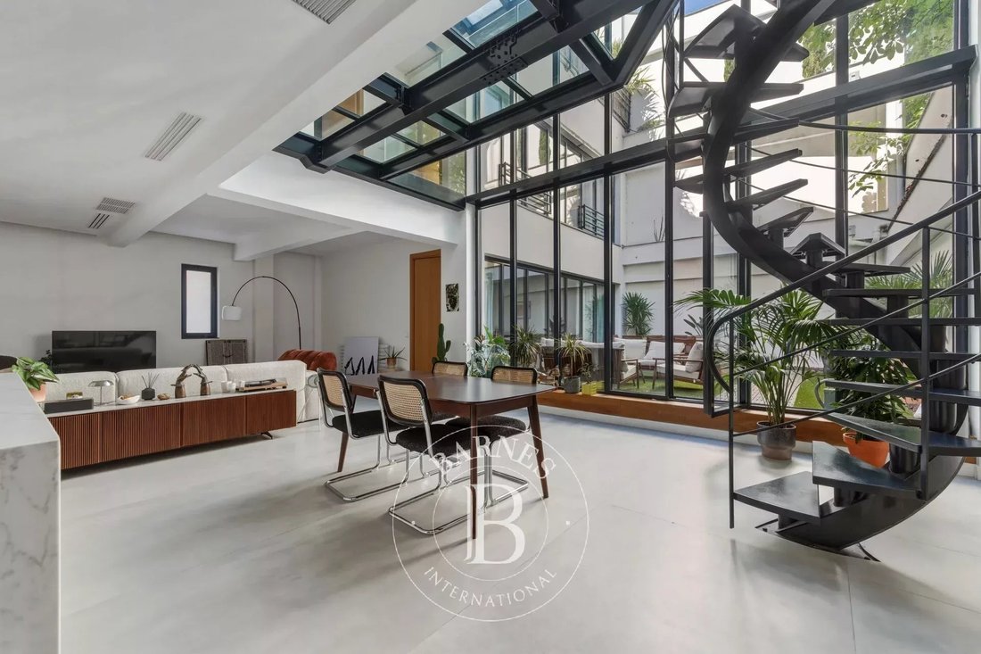 Apartment in Saint Gervais, Paris 4e Arrondissement, Paris 3 - 17797362