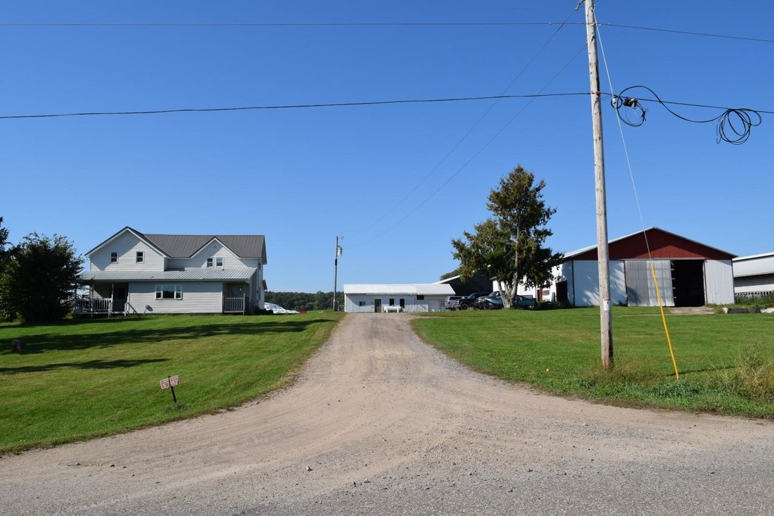 House in Augusta, Wisconsin, United States 2 - 17793068