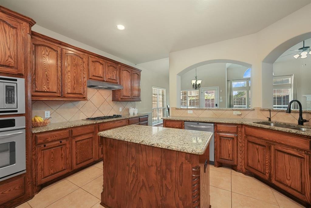 House in Frisco, Texas, United States 4 - 17799613