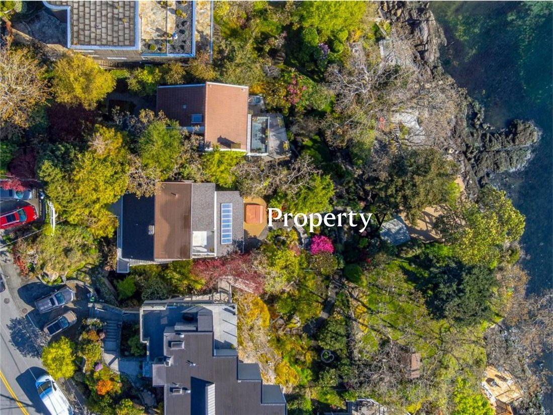 House in Oak Bay, British Columbia, Canada 3 - 17800069