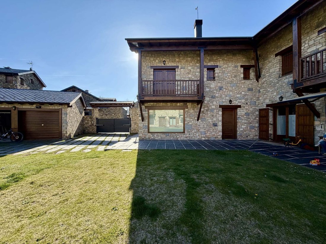 Villa in Fontanals de Cerdanya, Catalonia, Spain 4 - 17619036
