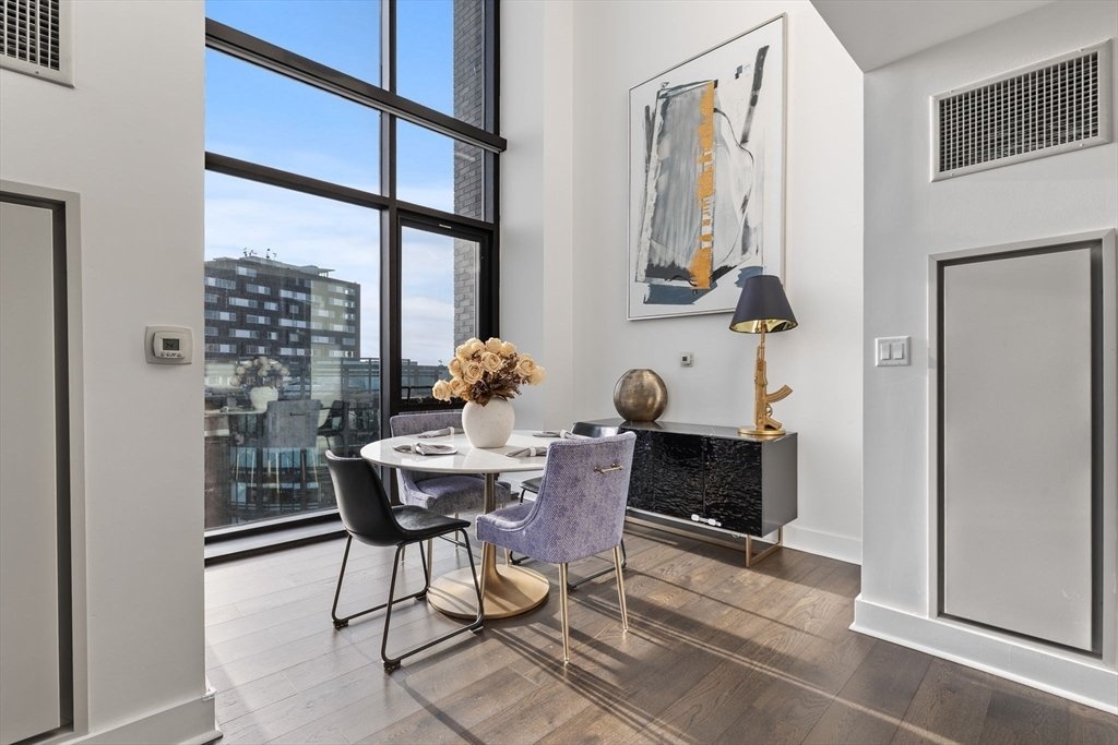 Condo in Boston, Massachusetts, United States 4 - 17796402