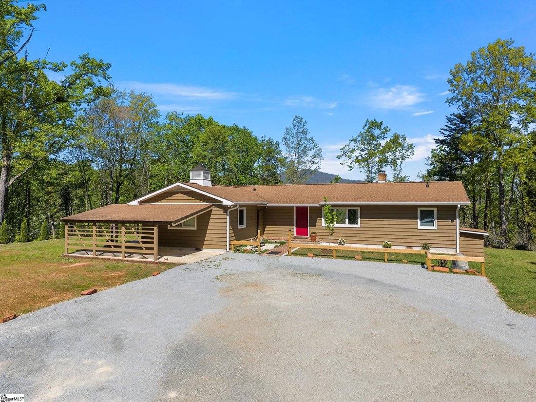 House in Columbus, North Carolina, United States 2 - 17794324