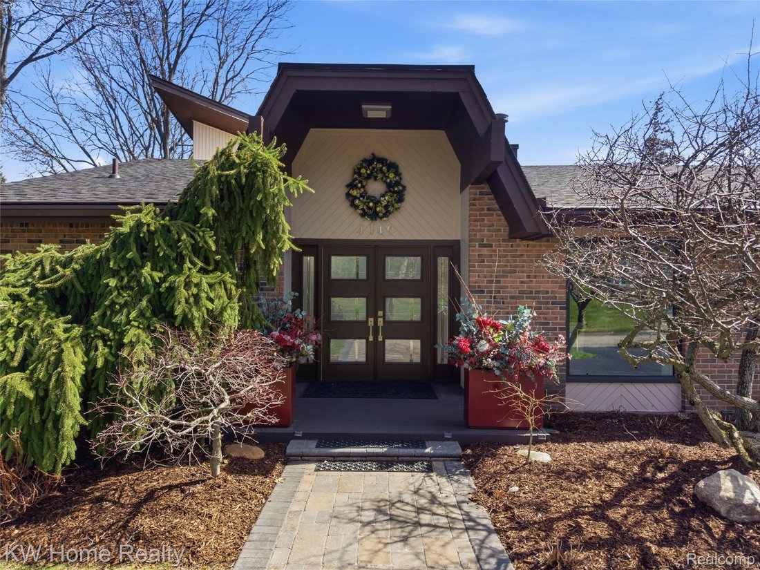 House in Orchard Lake Village, Michigan, United States 4 - 17800524
