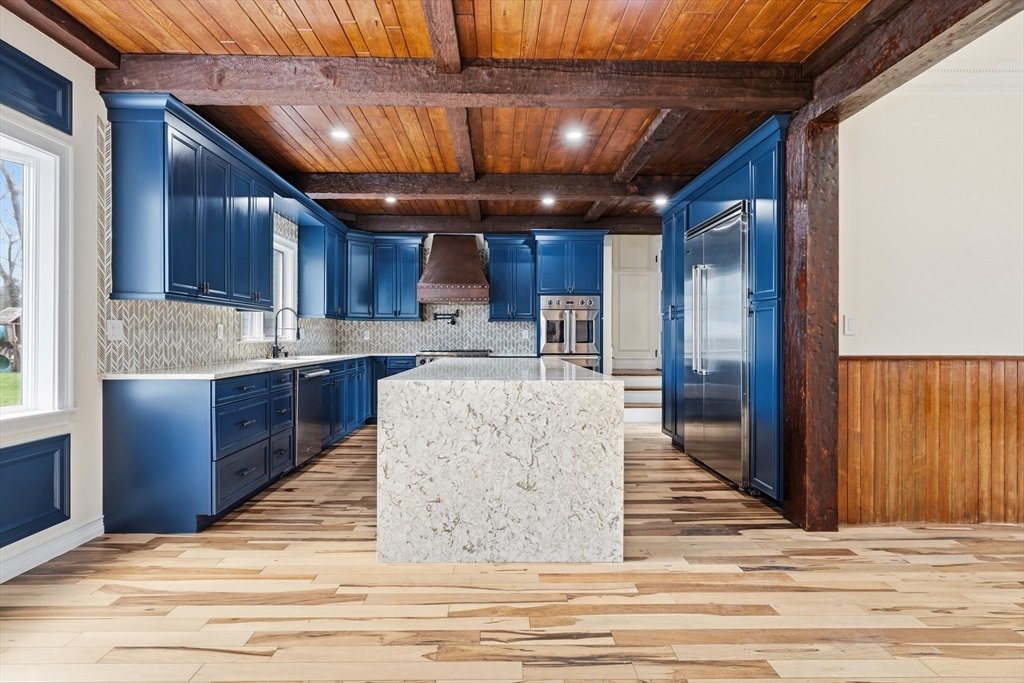 House in Milton, Massachusetts, United States 3 - 17796407
