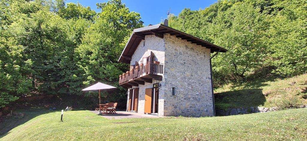 Villa in Plesio, Lombardy, Italy 3 - 17798560